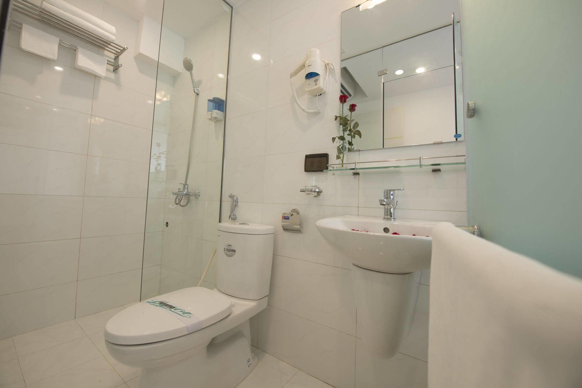 Ha Noi Holiday Center Hotel ฮานอย ภายนอก รูปภาพ