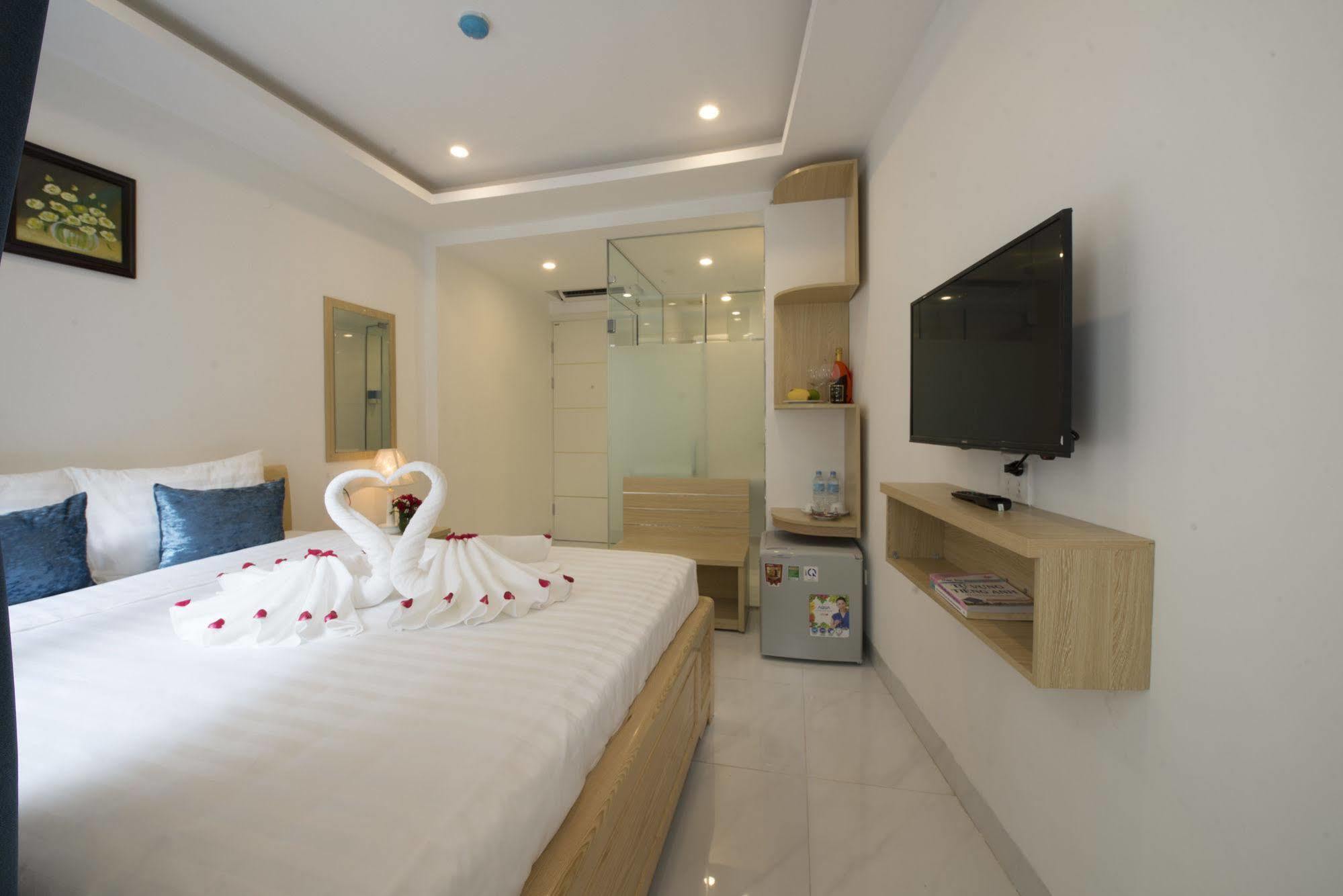 Ha Noi Holiday Center Hotel ฮานอย ภายนอก รูปภาพ